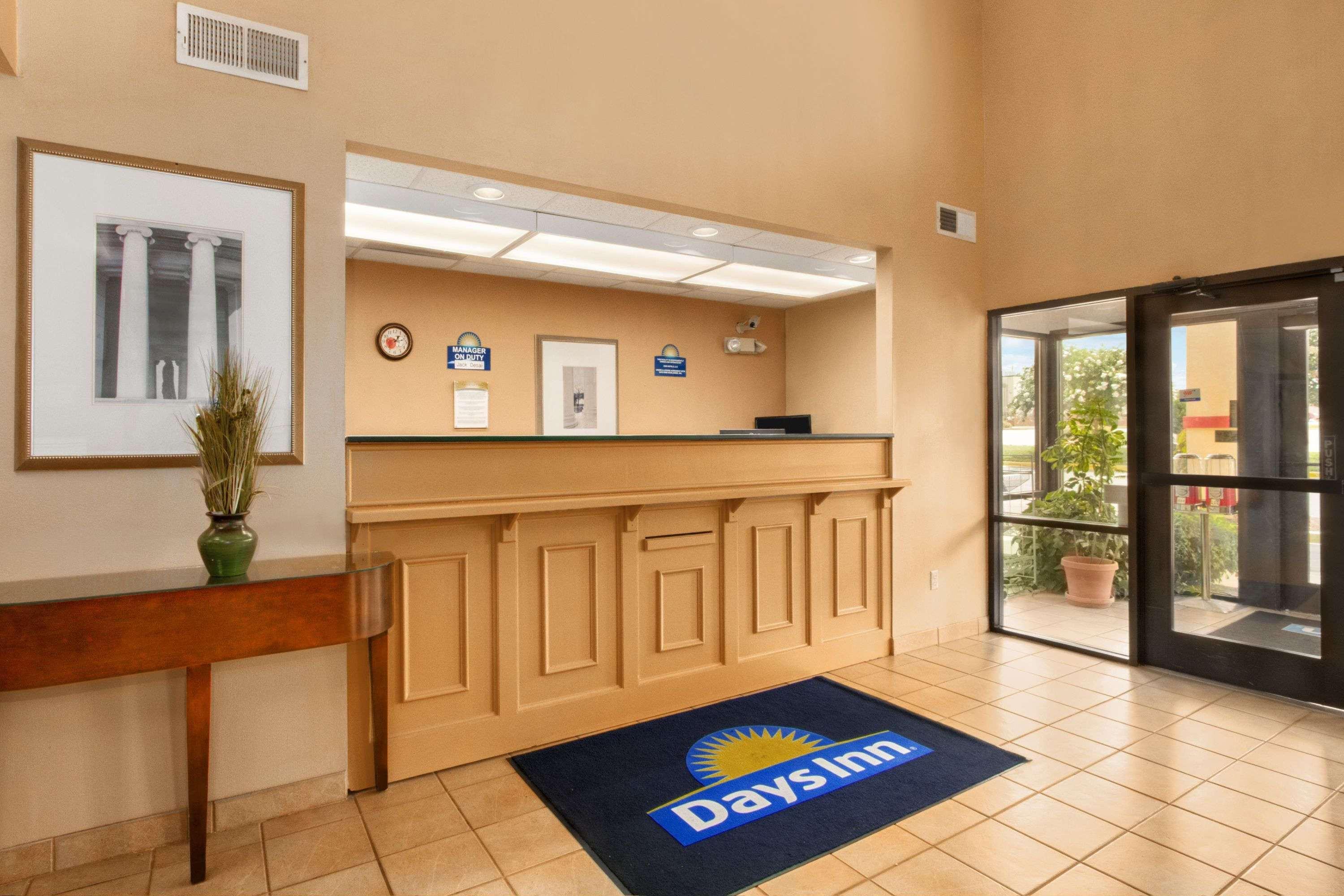Days Inn By Wyndham Mauldin/Greenville Buitenkant foto