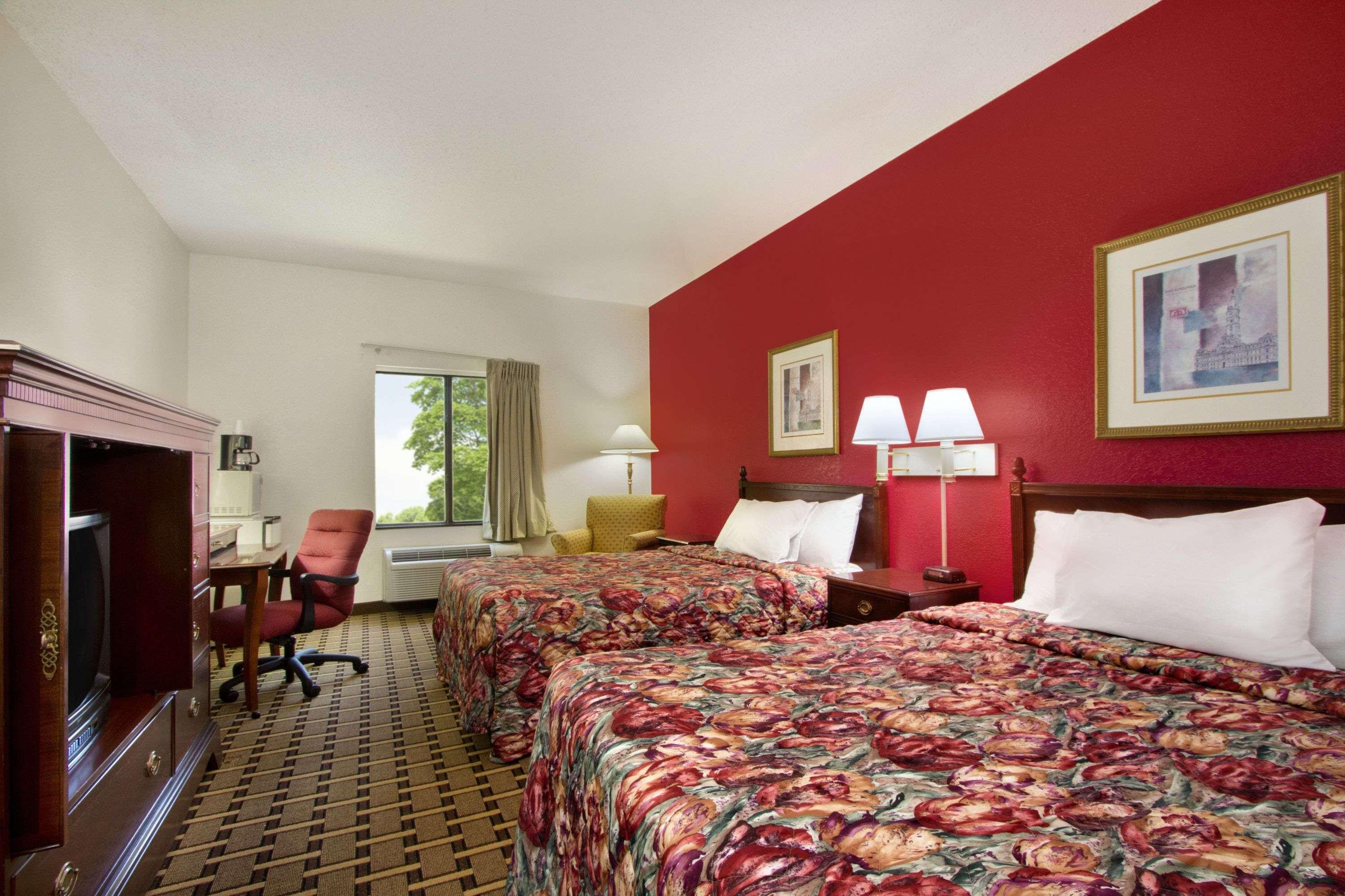 Days Inn By Wyndham Mauldin/Greenville Buitenkant foto
