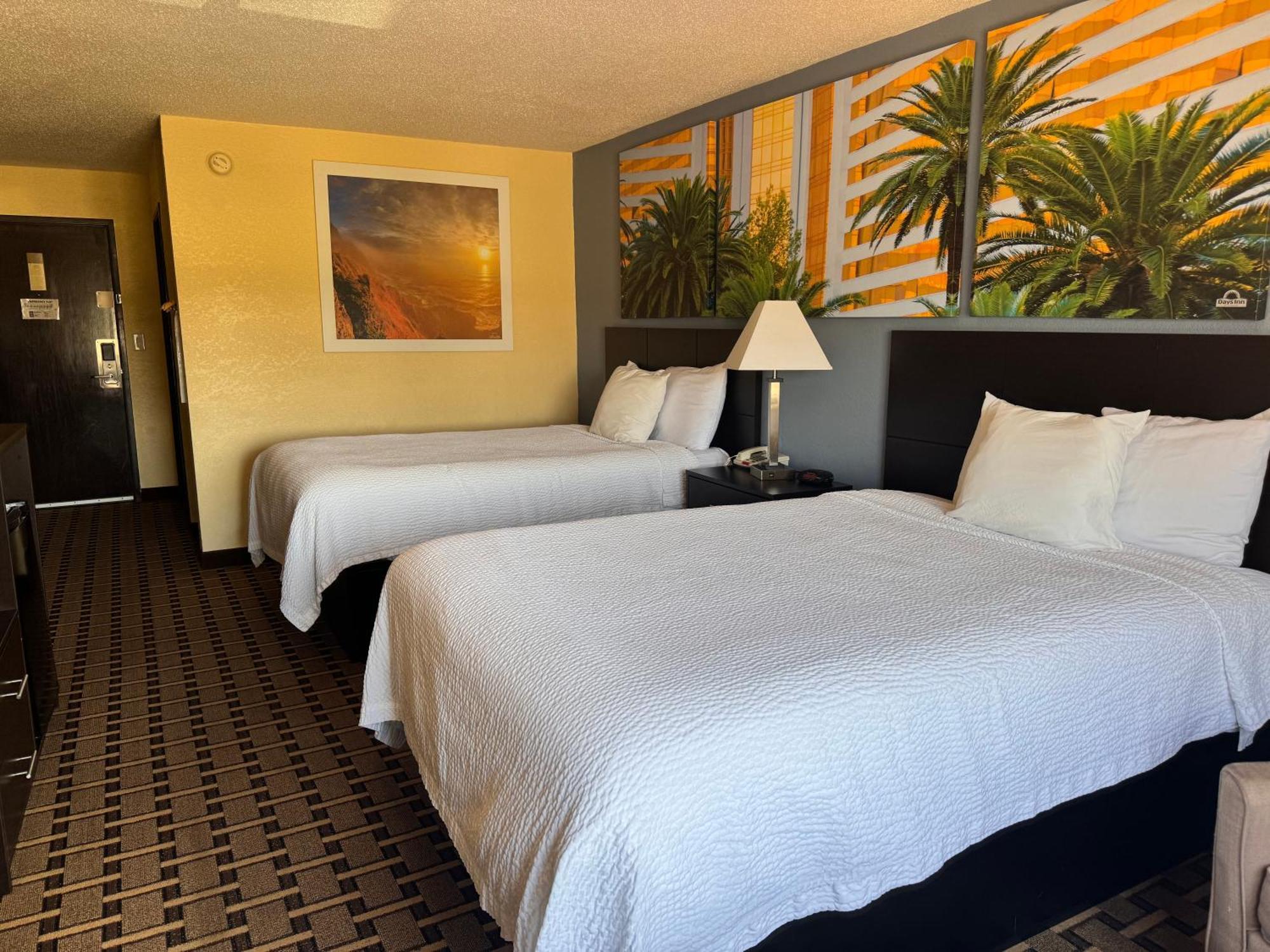 Days Inn By Wyndham Mauldin/Greenville Buitenkant foto