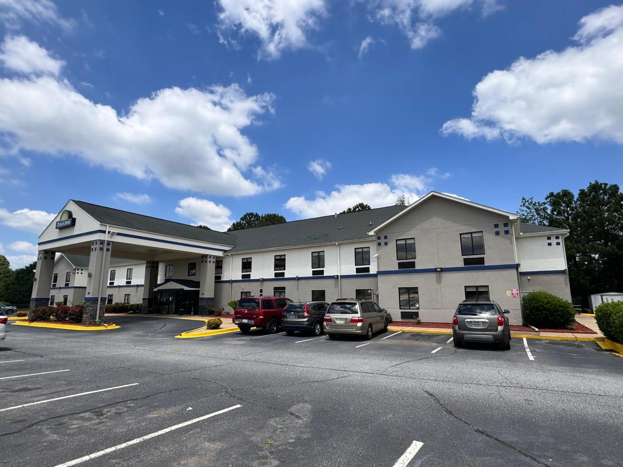 Days Inn By Wyndham Mauldin/Greenville Buitenkant foto