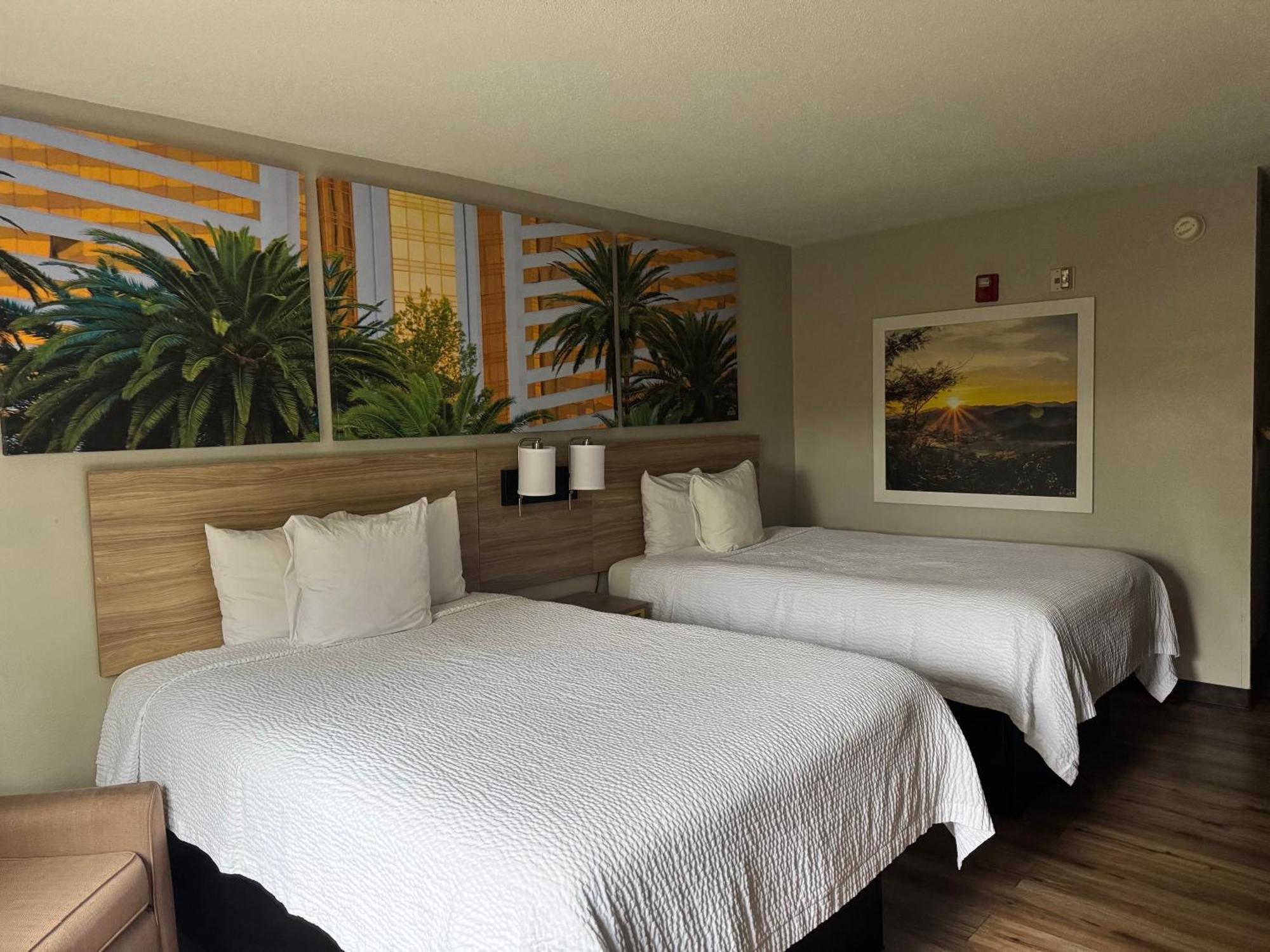 Days Inn By Wyndham Mauldin/Greenville Buitenkant foto