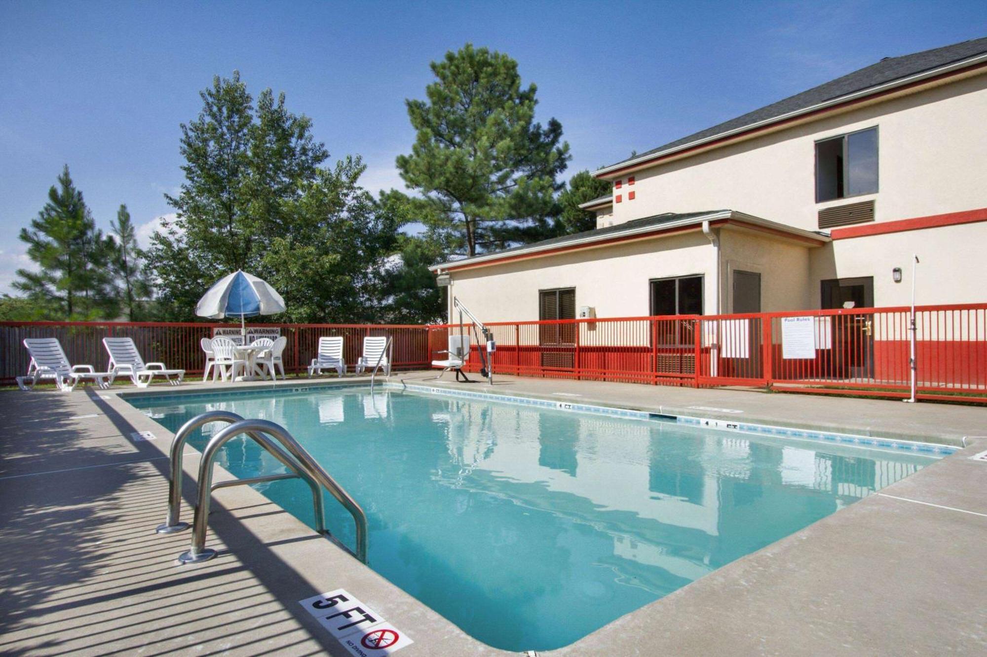 Days Inn By Wyndham Mauldin/Greenville Buitenkant foto