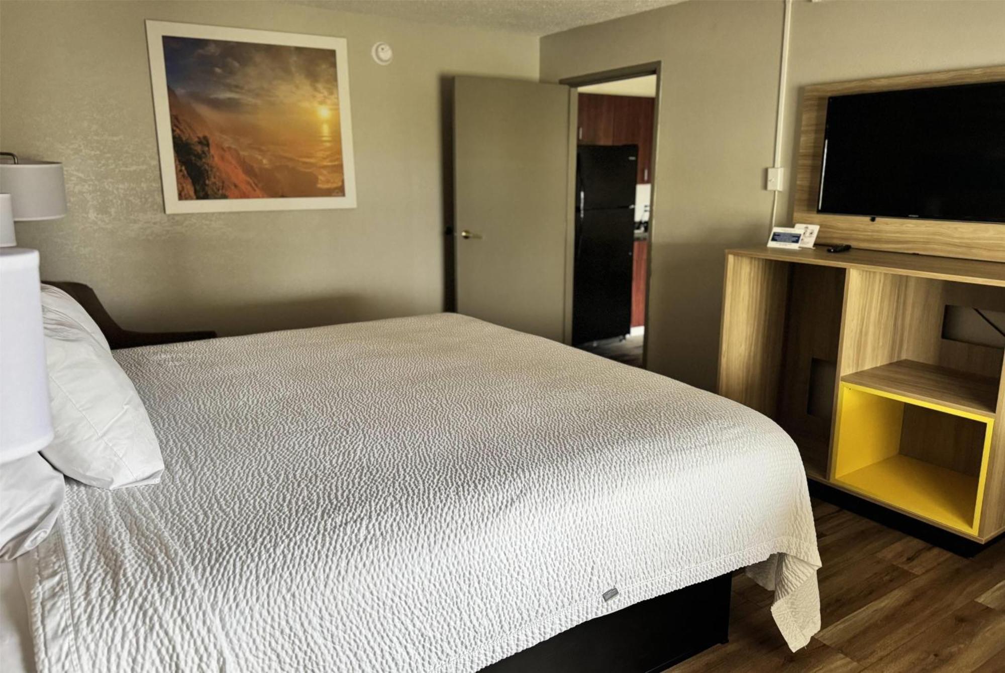 Days Inn By Wyndham Mauldin/Greenville Buitenkant foto