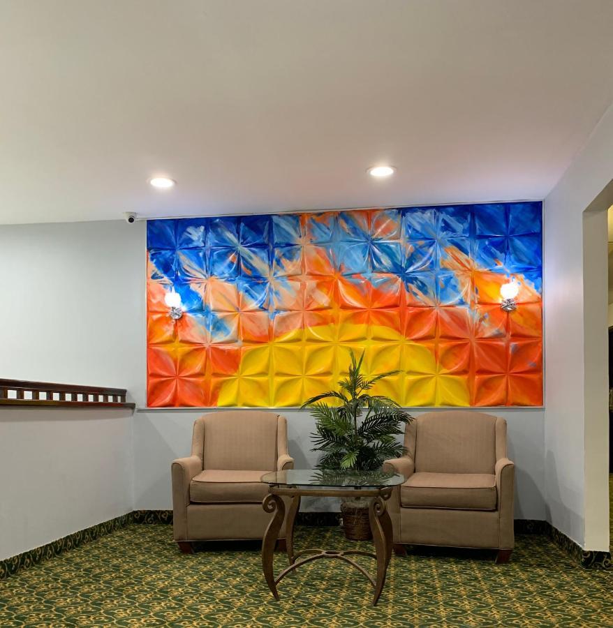 Days Inn By Wyndham Mauldin/Greenville Buitenkant foto